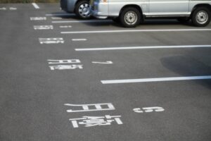 【2026年最新】月極駐車場経営を「個人」で始める完全ガイド｜初期費用・失敗しないコツ・安定収益への道